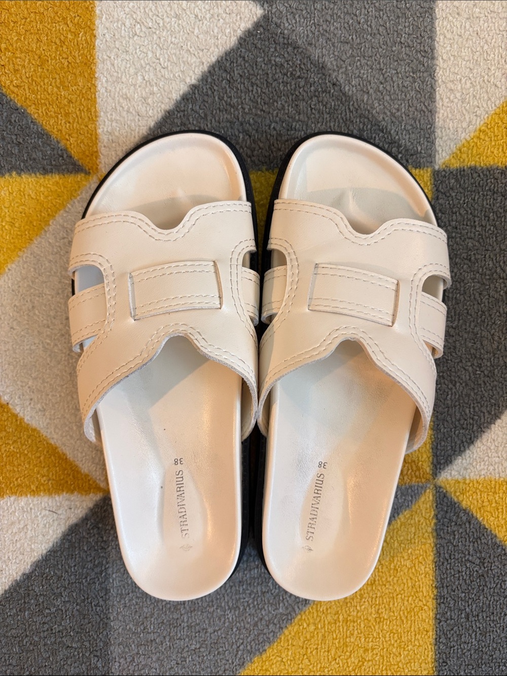 Stradivarius Cream Slide Sandals